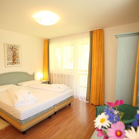 Hotel Bad Salomonsbrunn Антерселва ди Мецо Екстериор снимка